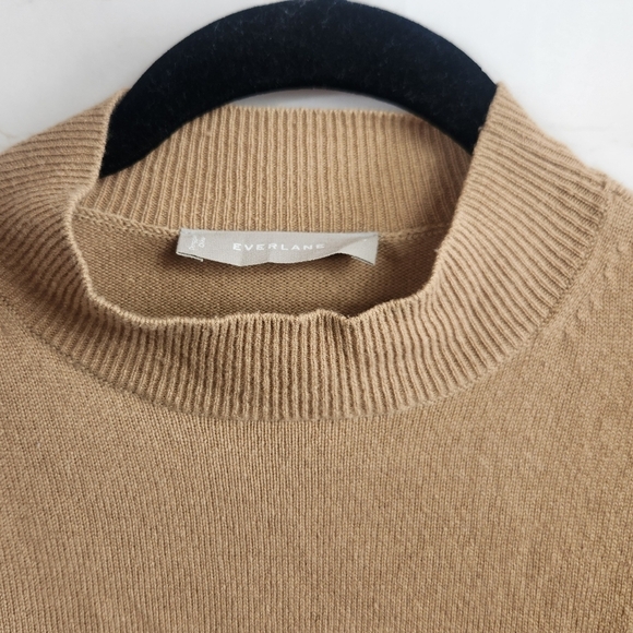 Everlane Preppy Classic Casual Winter Cashmere Mock Neck Sweater Camel Tan Small - Picture 5 of 11